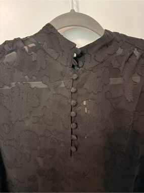 Banana Republic Black Textured Floral Button-Front Top M
